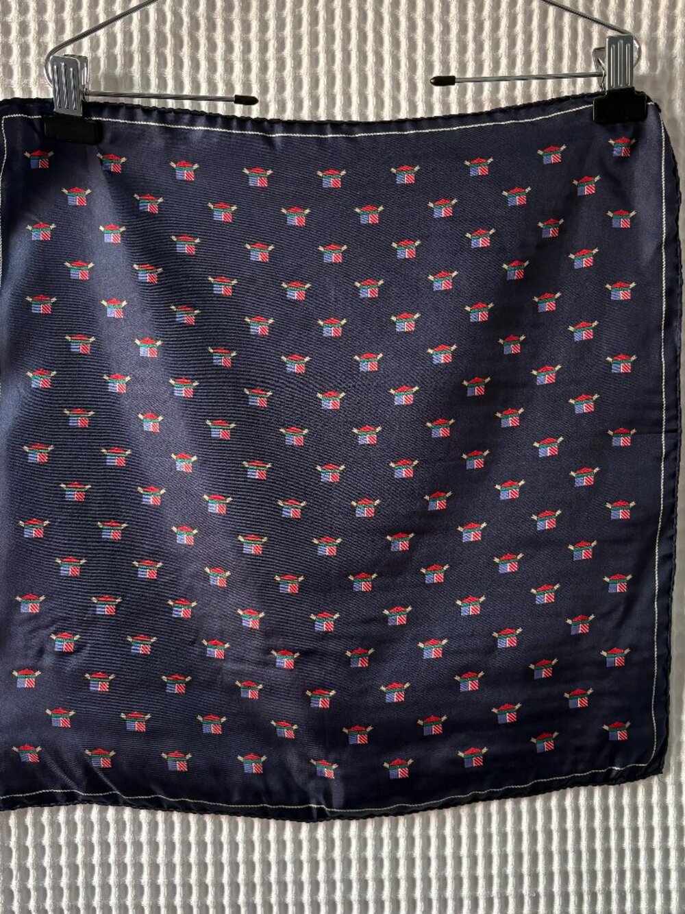 Vintage navy blue silk pocket square neckerchief preppy ivy twee academia 19" sq